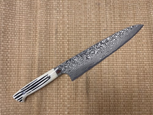 Picture of Takeshi Saji Damascus R2 white Antler handle  Gyuto